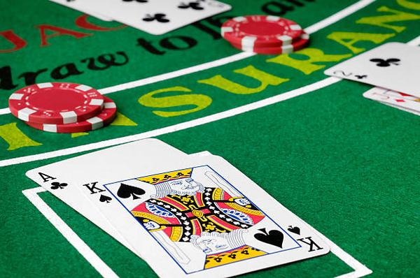 Learning Probability Concepts Through a ポーカー ゲーム